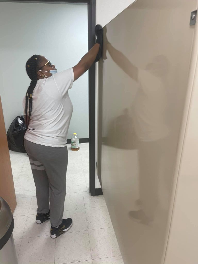 Gallery Image : K.E.E Cleaning Service